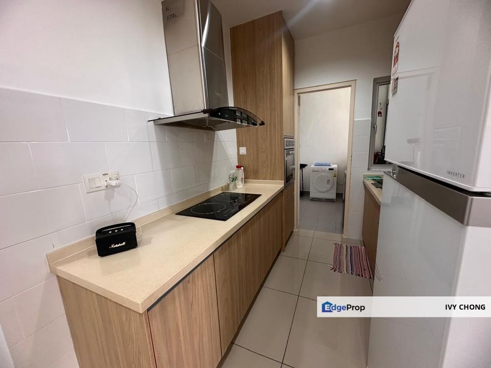 The Wharf Residence 3+1 Rooms Apartment for Sale. Renovated, Lake View., Selangor, Puchong