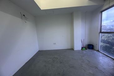 Prima Bizwalk Business Park