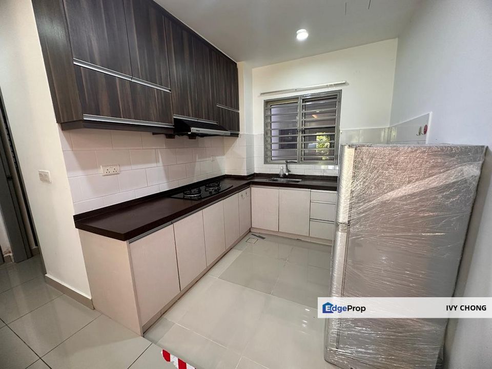 The Wharf Residence 2 Rooms Apartment for Rent. Partially Furnished, Selangor, Puchong