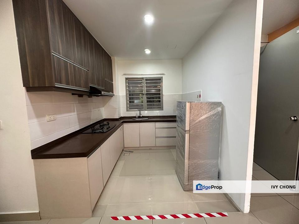 The Wharf Residence 2 Rooms Apartment for Rent. Partially Furnished, Selangor, Puchong