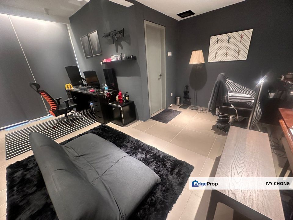 Puchong Prima 2.5 Storey House for Sale, Tastefully Renovated, Well-Maintained., Selangor, Puchong