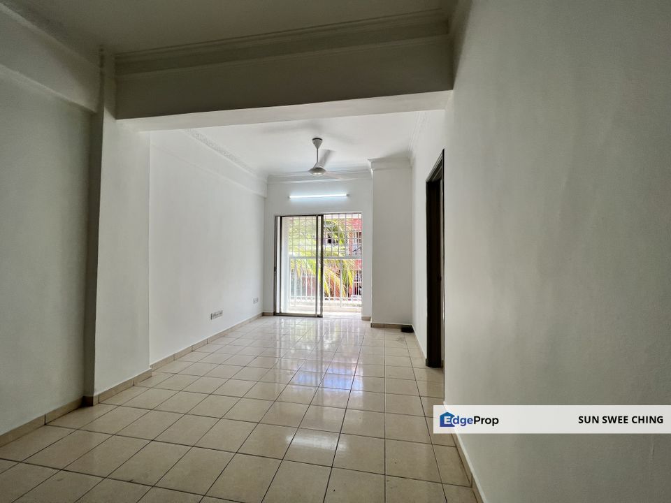 Newly painted move in condition affordable apartment for rent , Selangor, Seri Kembangan