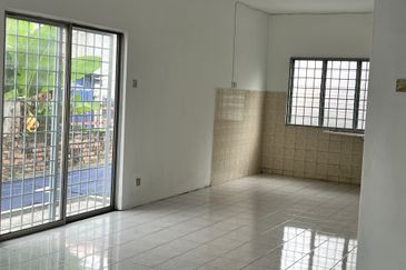 Pusat Bandar Putra Permai