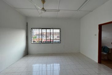 Pusat Bandar Putra Permai