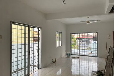 Pusat Bandar Putra Permai