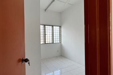 Pusat Bandar Putra Permai