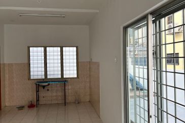 Pusat Bandar Putra Permai