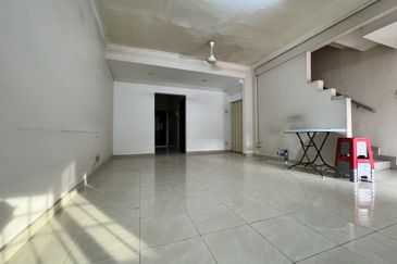 Taman Pinggiran Putra