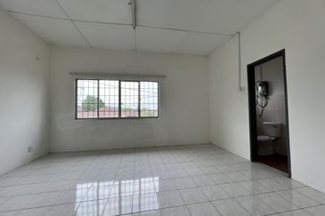 Taman Pinggiran Putra