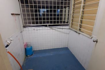 De Tropicana Condominium