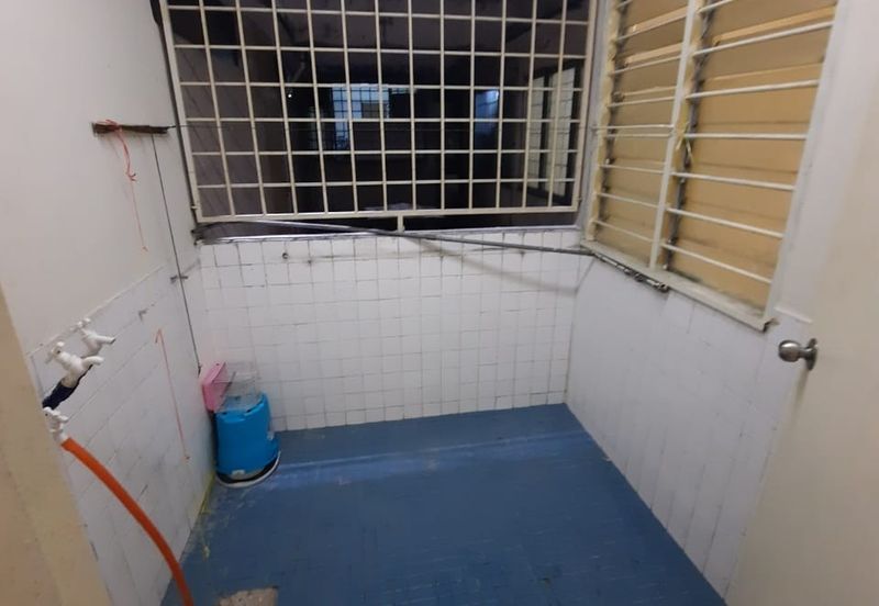 De Tropicana Condominium