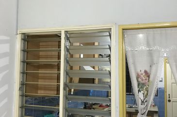 Taman Pinggiran Putra