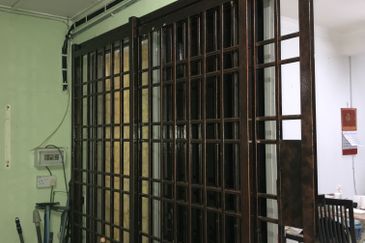 Taman Pinggiran Putra