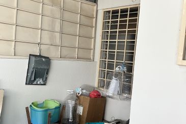 Taman Pinggiran Putra