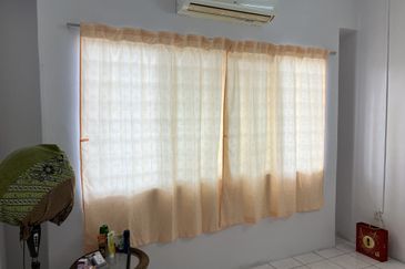 Taman Pinggiran Putra