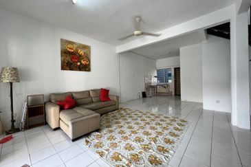 Taman Pinggiran Putra