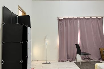 Taman Pinggiran Putra