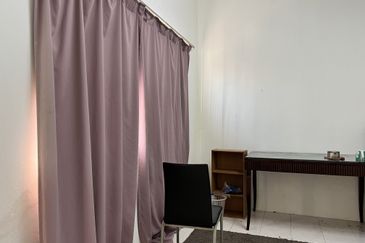 Taman Pinggiran Putra