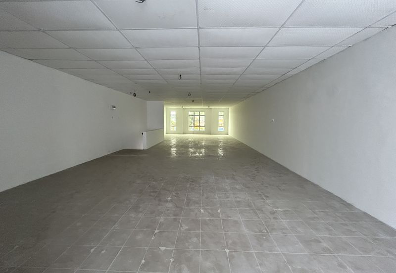 Batang Kali Facing MainRoad Office For Rent 