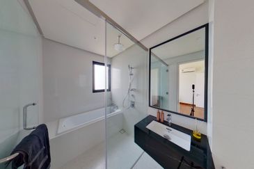 Pavilion Embassy Residence