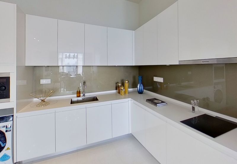 Pavilion Embassy Residence