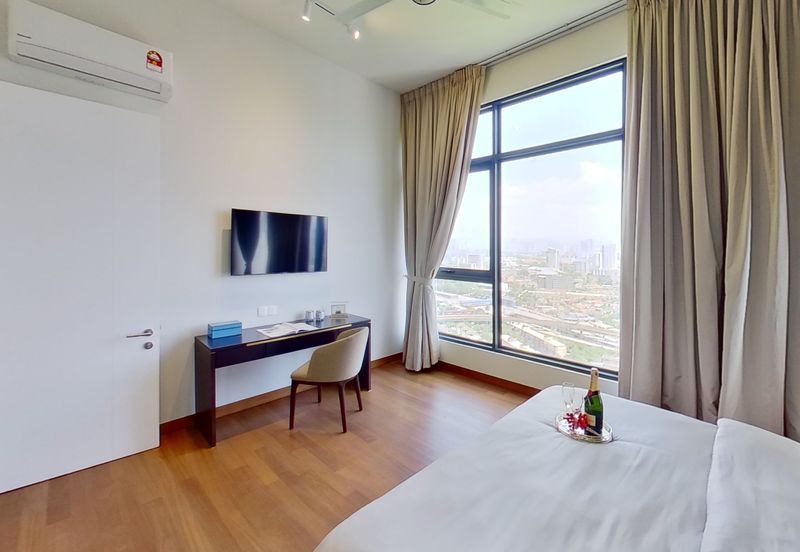 Pavilion Embassy Residence