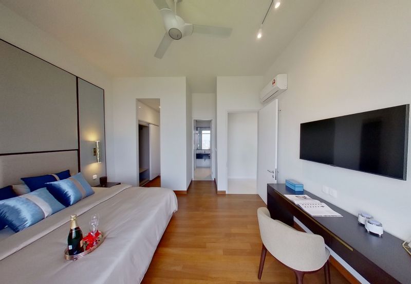 Pavilion Embassy Residence