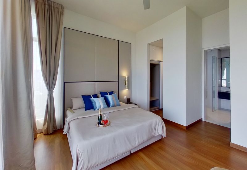 Pavilion Embassy Residence