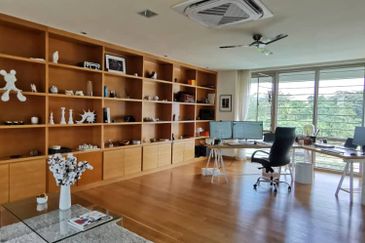 3 Storey Bungalow @ Taman U-Thant for Sales