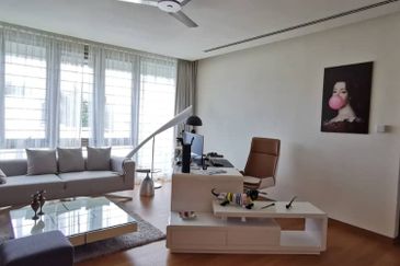 3 Storey Bungalow @ Taman U-Thant for Sales