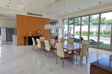 3 Storey Bungalow @ Taman U-Thant for Sales