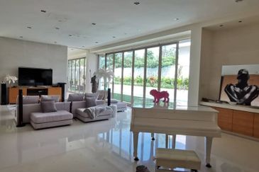 3 Storey Bungalow @ Taman U-Thant for Sales