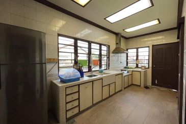 Bukit Gasing, Seksyen 5