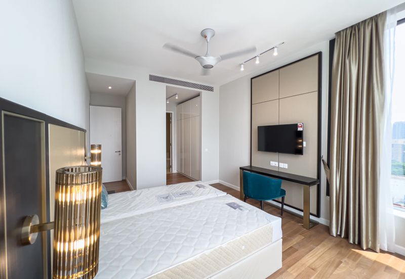 Pavilion Ceylon Hill