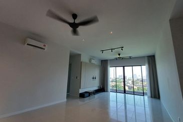 Mayfair Residences @ Pavilion Embassy