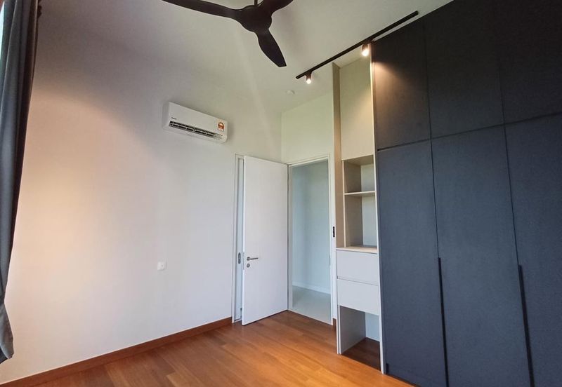 Mayfair Residences @ Pavilion Embassy