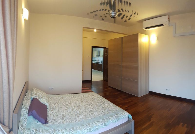 Desa ParkCity (Nadia Parkfront Condominium)