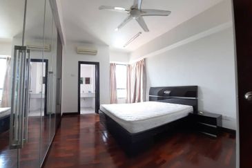 Desa ParkCity (Nadia Parkfront Condominium)