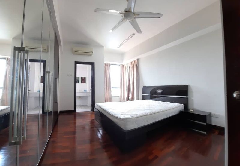 Desa ParkCity (Nadia Parkfront Condominium)