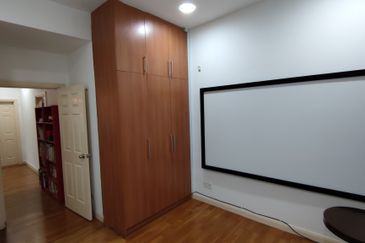 Desa ParkCity (Adora)