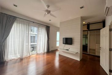 Desa ParkCity (Amelia)