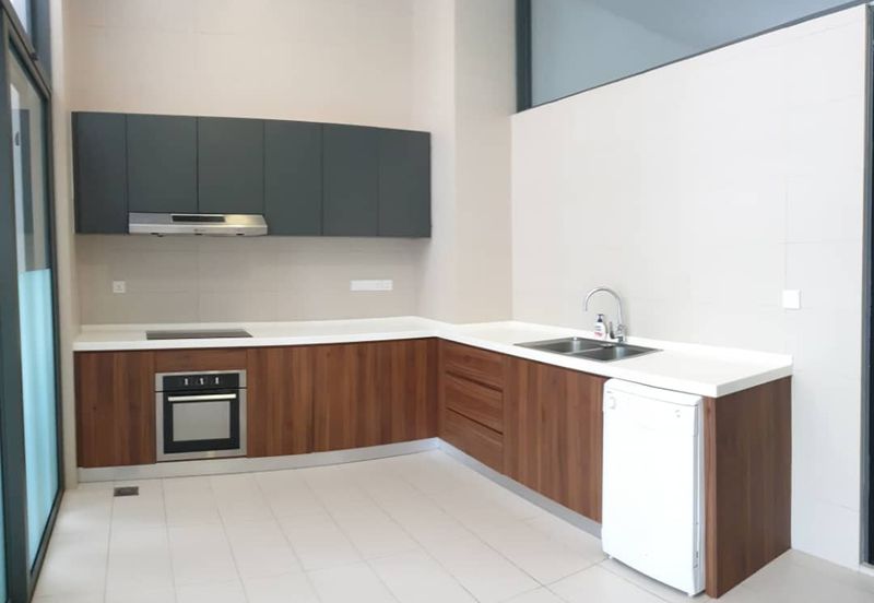 The Mansions @ Parkcity Heights