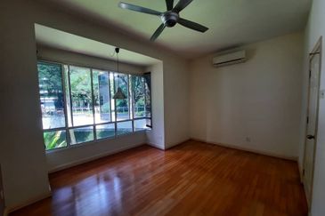 Desa ParkCity (Adora)