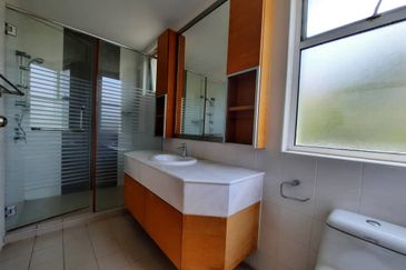 Desa ParkCity (Adora)