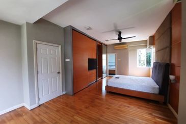 Desa ParkCity (Adora)