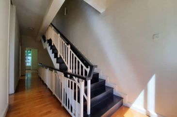 Desa ParkCity (Adora)