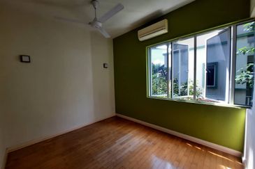 Desa ParkCity (Adora)