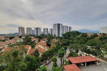 Desa ParkCity (Nadia Parkfront Condominium)