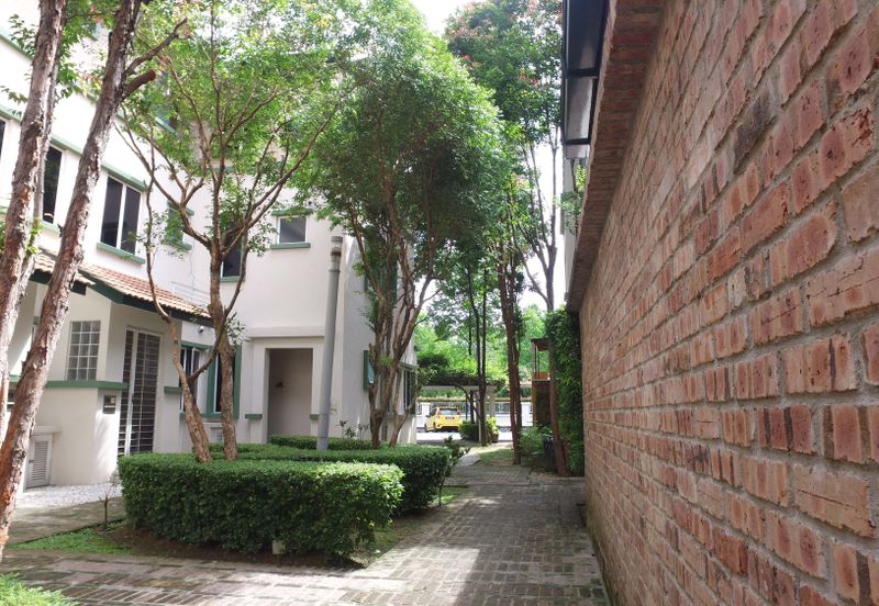 Desa ParkCity (Adora)