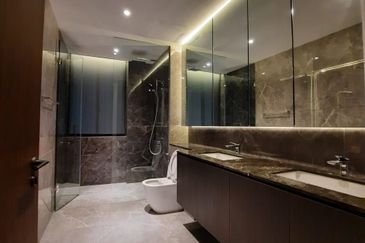 Park Regent (DPC)@Desa Parkcity For Sale